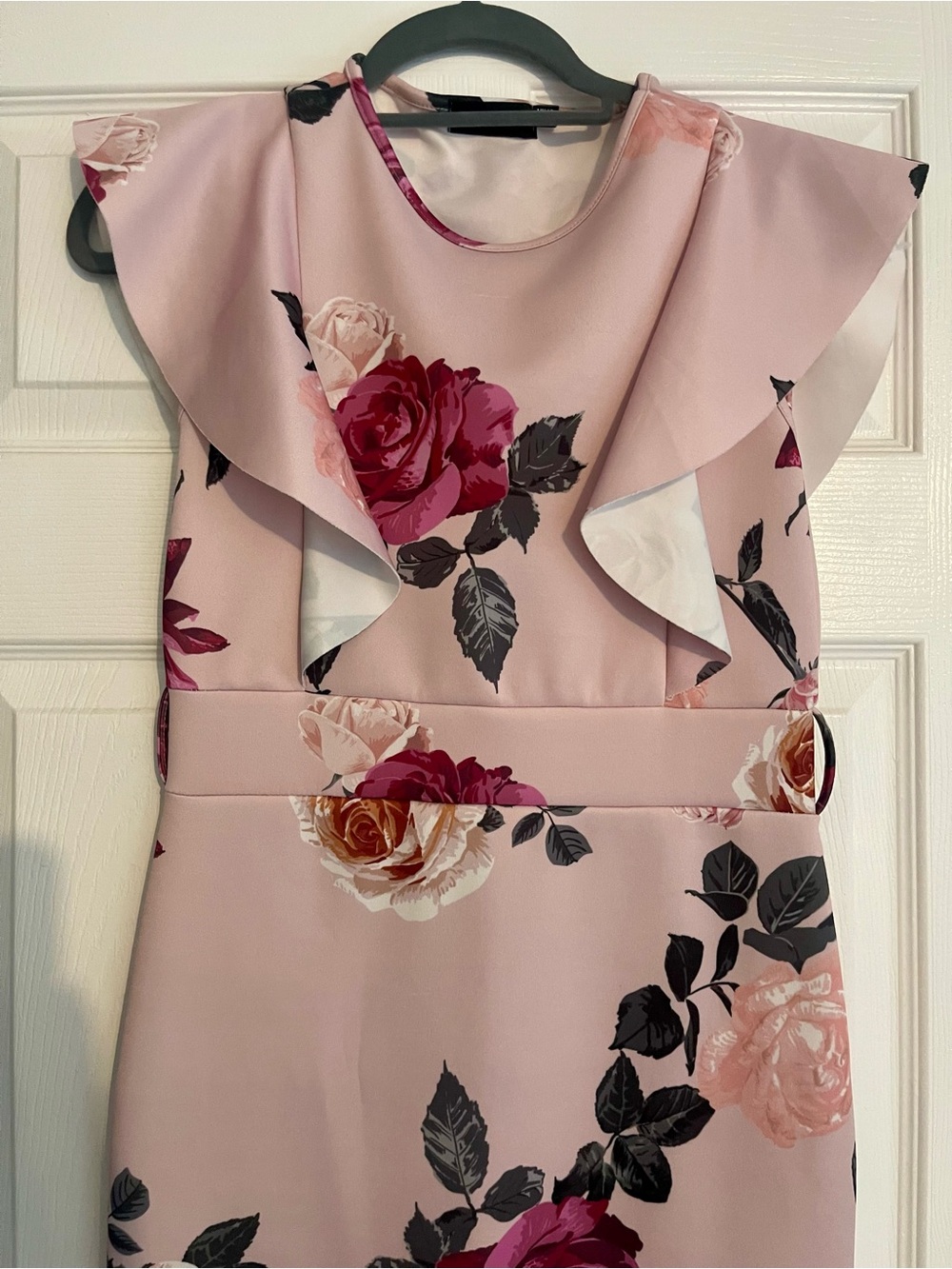 PrettyLittleThing Pink Floral Ruffle Midi Dress - Picture 3 of 4